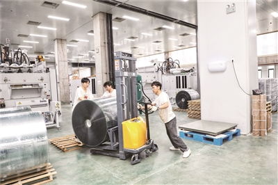 企業(yè)生產(chǎn)忙 發(fā)展勢(shì)頭強(qiáng)