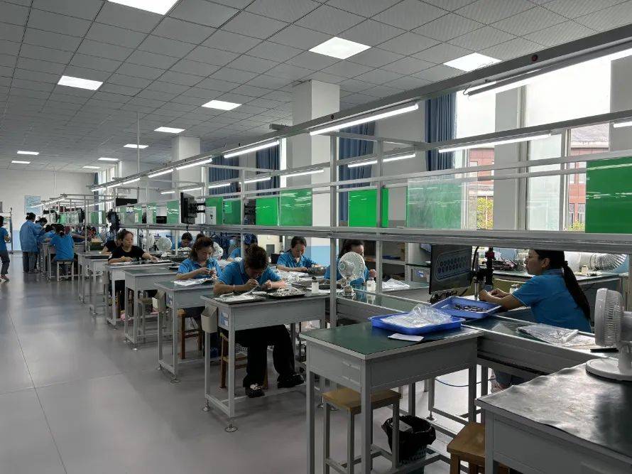 貴安東江科技智能制造實現(xiàn)新突破 整體自動化率達(dá)50%，科技研發(fā)持續(xù)發(fā)力